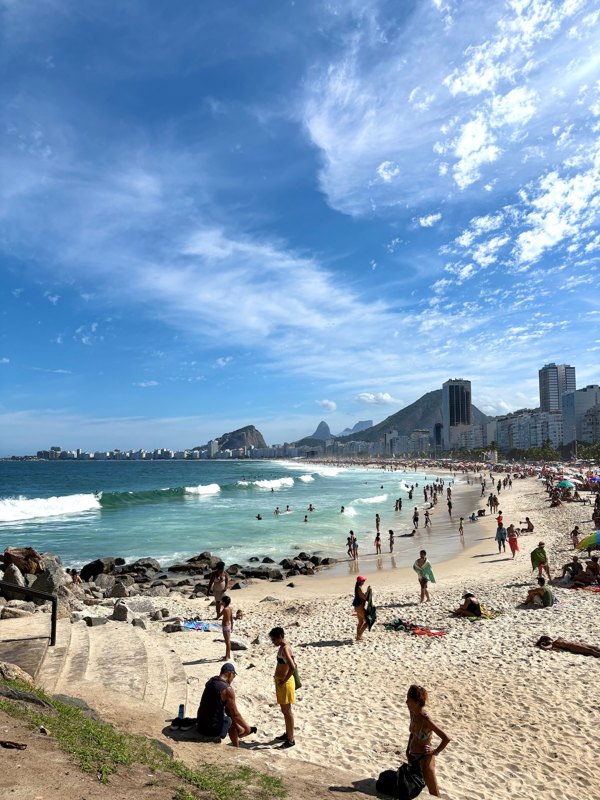Playa y paisaje de Leme, Río de Janeiro